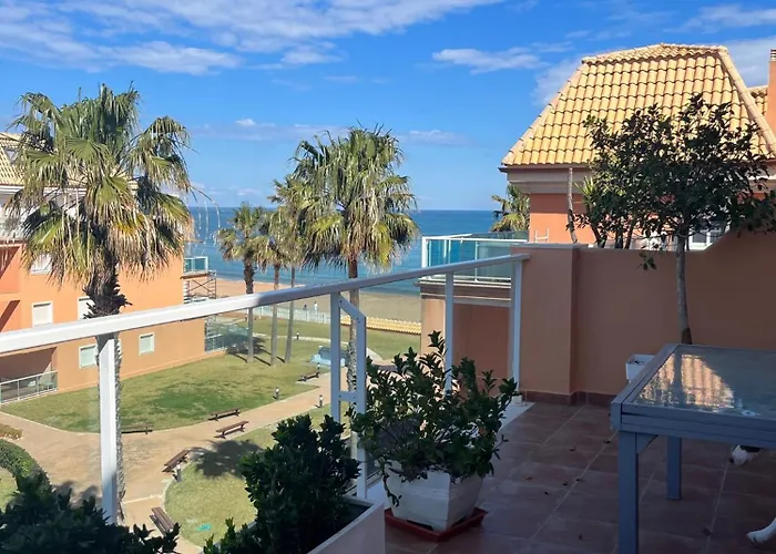 Atico Duplex Frente Al Mar En Appartamento